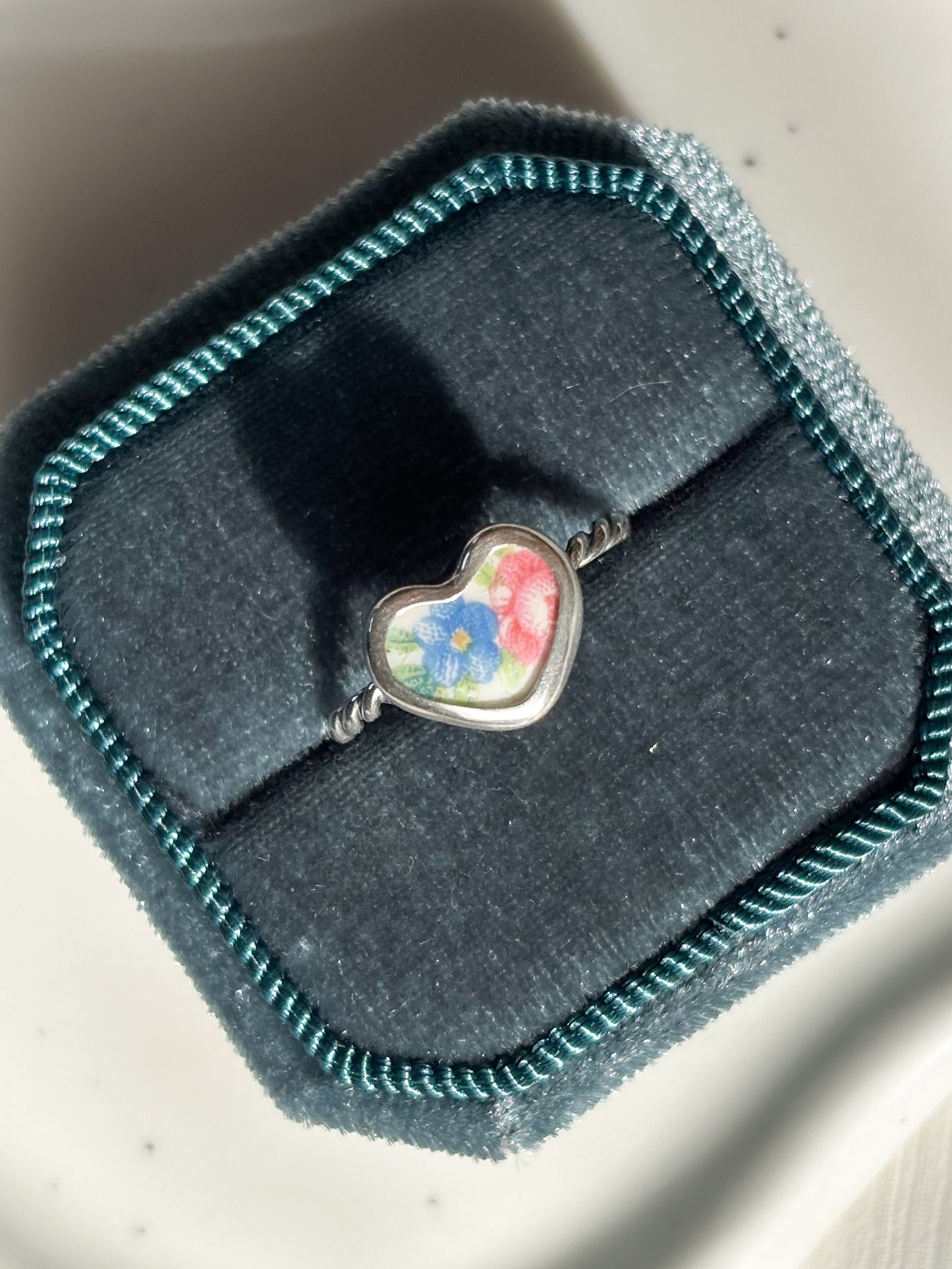 Anillo corazón Aromas de ayer (talla11)