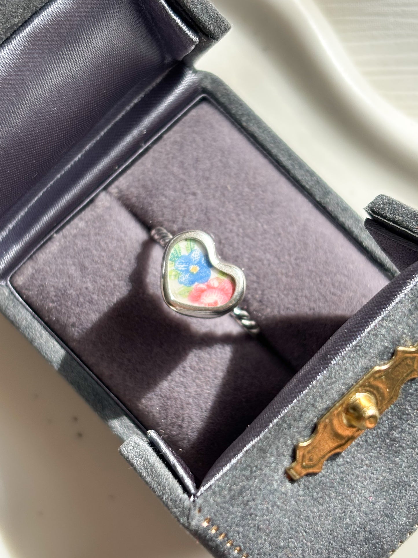 Anillo corazón Aromas de ayer (talla11)